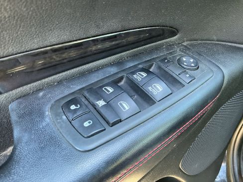 Used 2012 Dodge Durango R/T w/ Leather Interior Group image 19