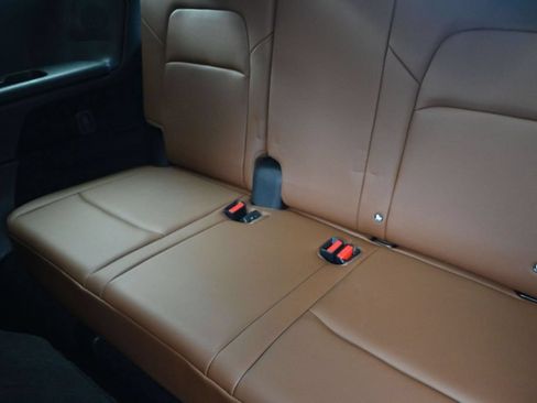 Used 2023 Nissan Pathfinder Platinum w/ Cargo Package FWD image 17