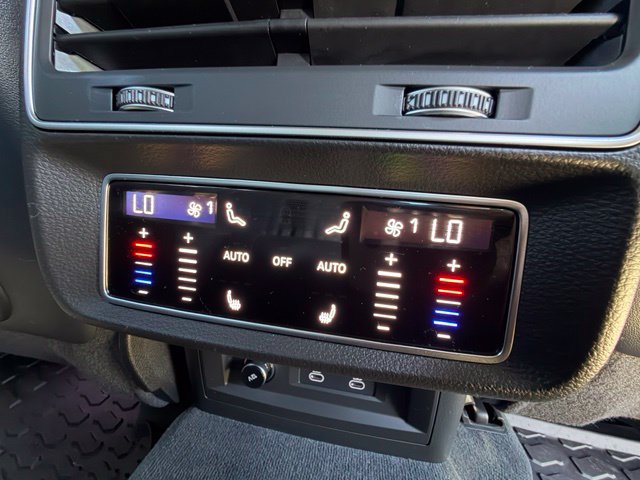 Used 2024 Audi Q7 3.0T Prestige AWD/4WD image 41
