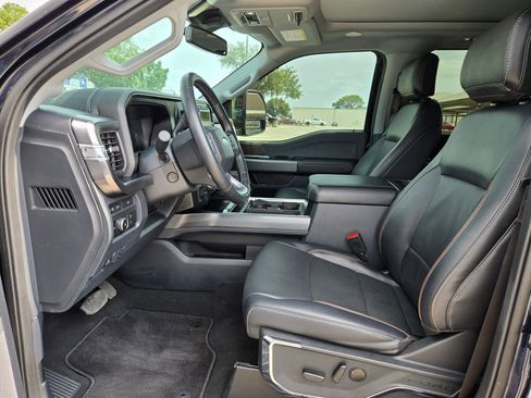 Used 2023 Ford F250 Lariat w/ Lariat Ultimate Package AWD/4WD image 10