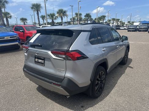 Used 2022 Toyota RAV4 Limited AWD/4WD image 16