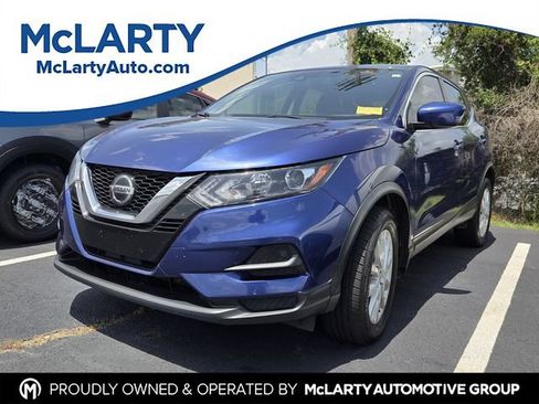 Used 2020 Nissan Rogue Sport S w/ Appearance Package FWD image 1