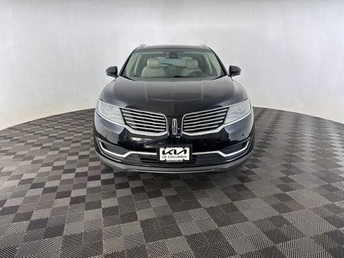 Used 2017 Lincoln MKX Reserve w/ Luxury Package AWD/4WD image 3