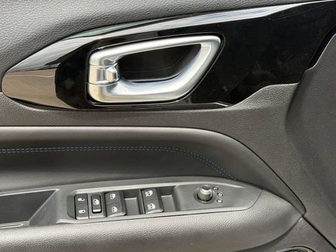New 2026 Jeep Compass Latitude AWD/4WD image 24