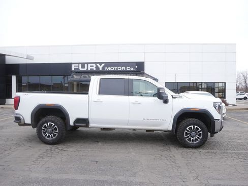 Certified 2024 GMC Sierra 3500 SLE image 1