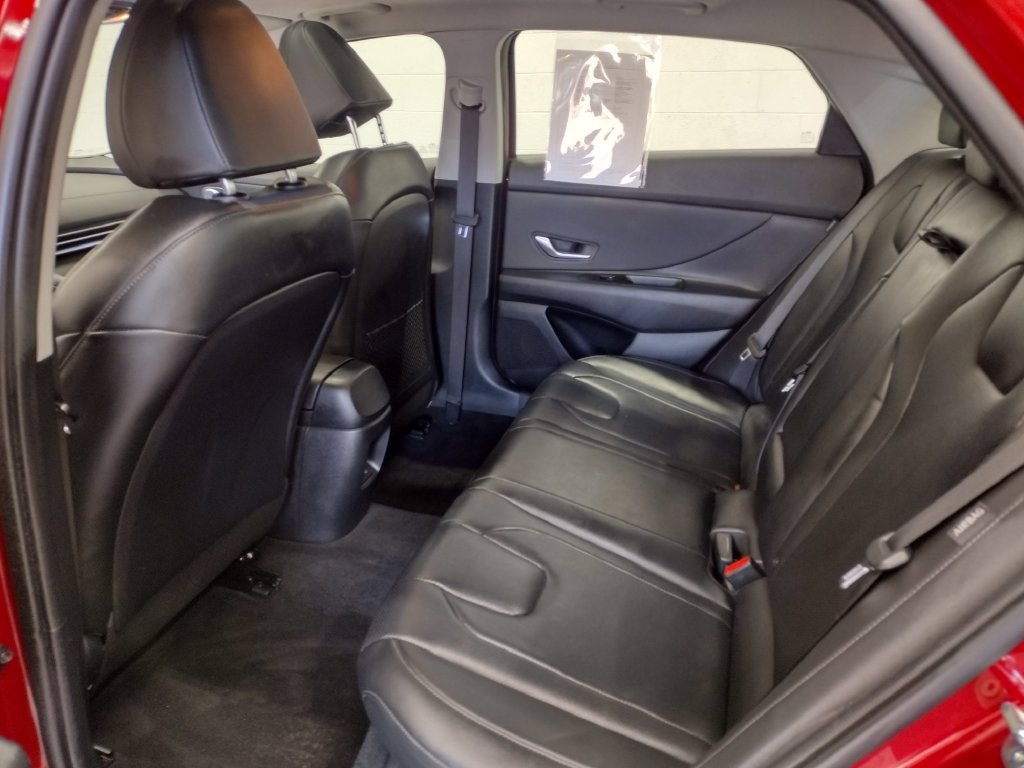Certified 2024 Hyundai Elantra Limited FWD image 26