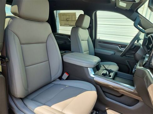 New 2025 Chevrolet Silverado 2500 LT w/ Safety Package image 30