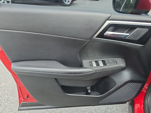 Used 2024 Mitsubishi Outlander SE Black Edition FWD image 19