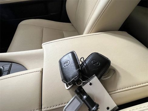 Used 2021 Lexus RX 350 AWD w/ Accessory Package image 28