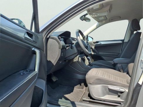 Certified 2023 Volkswagen Tiguan S FWD image 15