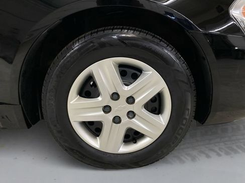 Used 2009 Chevrolet Impala LS FWD image 15