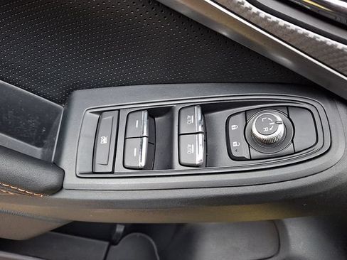 Certified 2022 Subaru Crosstrek 2.5i Limited AWD/4WD image 23