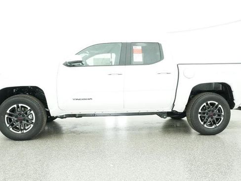 New 2025 Toyota Tacoma TRD Sport image 19