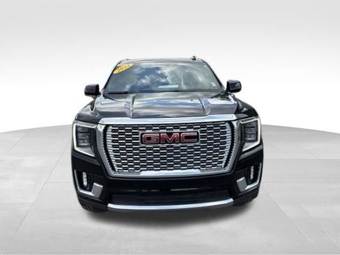 Used 2023 GMC Yukon XL Denali AWD/4WD image 7