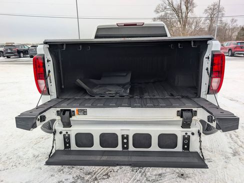 Used 2022 GMC Sierra 1500 Elevation image 25