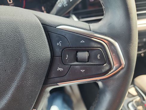 Used 2024 Chevrolet Trax ACTIV FWD image 18