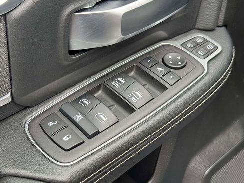 Used 2024 RAM 2500 Big Horn w/ Bed Utility Group image 27