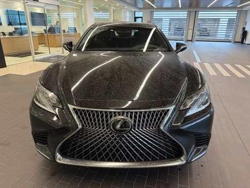 Used 2018 Lexus LS 500 w/ Interior Upgrade Package RWD image 3