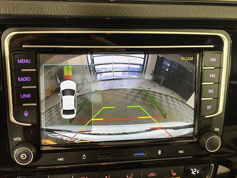 Used 2017 Volkswagen Jetta GLI image 22