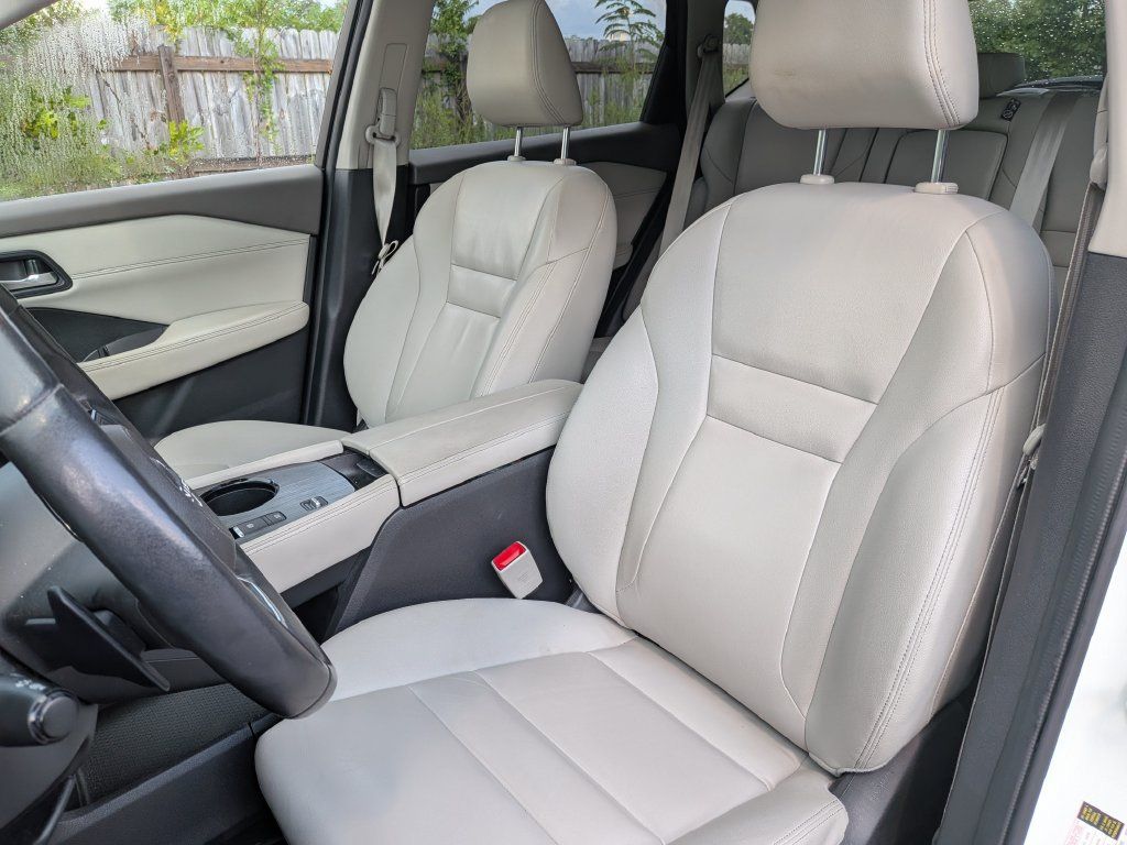 Used 2022 Nissan Rogue SL FWD image 12
