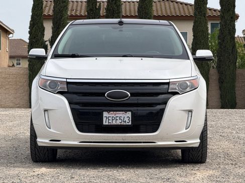 Used 2014 Ford Edge Sport w/ Driver Entry Package image 3