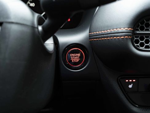 Certified 2026 Honda HR-V Sport image 25