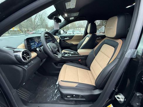 New 2026 Chevrolet Equinox ACTIV image 16