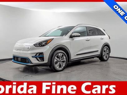 Used 2022 Kia Niro EX w/ Cold Weather Package