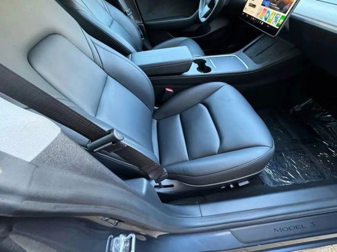 Used 2023 Tesla Model 3 Standard Range RWD image 9