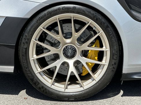 Used 2018 Porsche 911 GT2 RS RWD image 41
