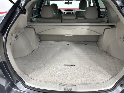Used 2010 Toyota Venza image 12