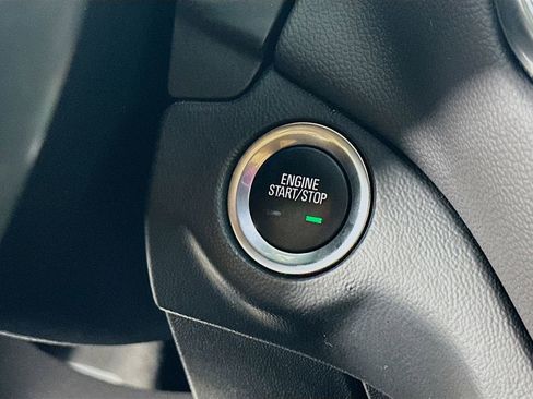 Used 2021 Chevrolet Equinox LT image 20