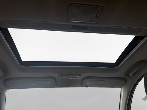 Used 2007 Toyota Matrix image 21