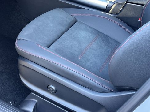 New 2026 Mercedes-Benz GLA 35 AMG 4MATIC image 12