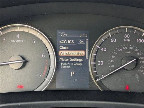 Used 2018 Lexus RX 350L w/ Premium Package image 11