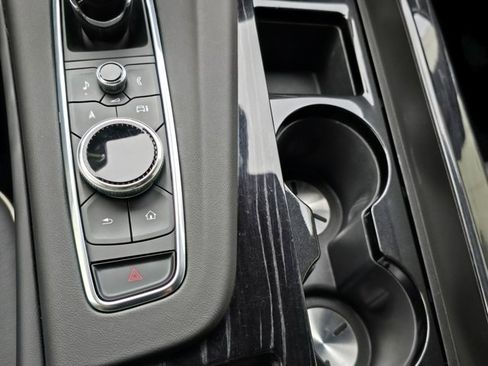 Used 2023 Cadillac Escalade Sport w/ LPO, ONYX Package image 31