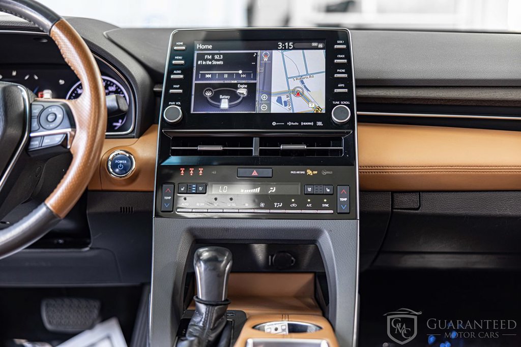Used 2019 Toyota Avalon Limited w/ Advanced Safety Package FWD image 39