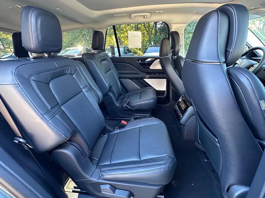 New 2027 Lincoln Aviator Reserve AWD/4WD image 26