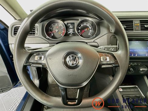 Used 2016 Volkswagen Jetta SE FWD image 13