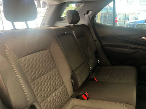 Used 2019 Chevrolet Equinox LT w/ Sun & Navigation Package AWD/4WD image 42