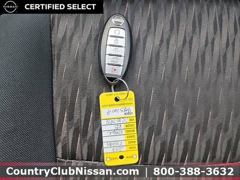 Certified 2018 Nissan Rogue SV w/ Premium Package image 36