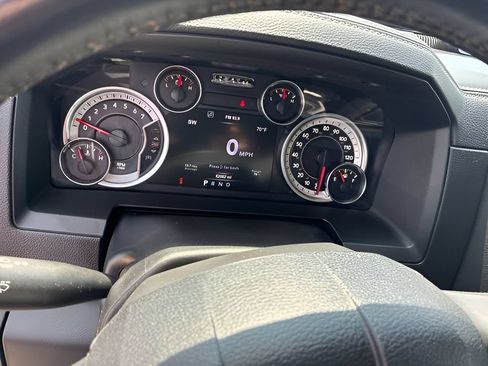 Used 2017 RAM 1500 Sport w/ Black Ram 1500 Sport Group AWD/4WD image 22