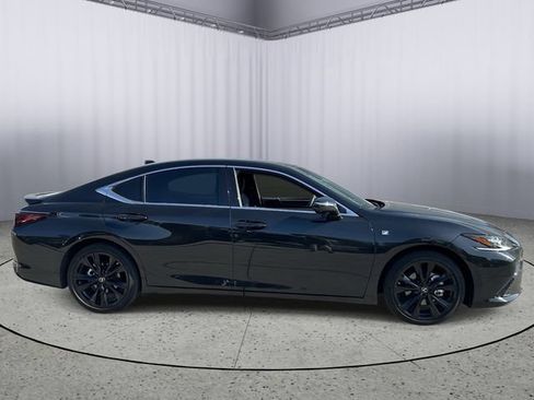 Used 2024 Lexus ES 300h F Sport w/ Accessory Package (Z1) FWD image 6