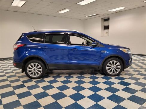 Used 2018 Ford Escape Titanium image 9