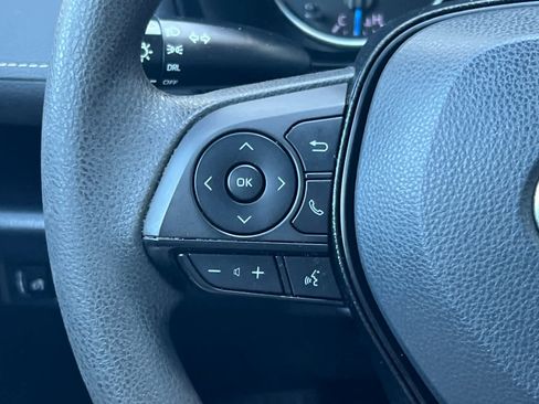 Used 2020 Toyota RAV4 LE w/ All Weather Liner Package AWD/4WD image 25