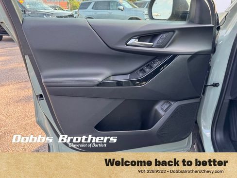 Used 2026 Chevrolet Equinox LT w/ Convenience Package II AWD/4WD image 14