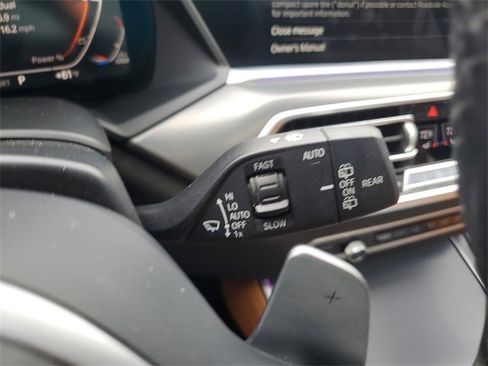 Used 2021 BMW X5 xDrive40i w/ M Sport Package image 13