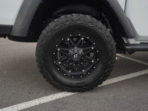 Used 2023 Jeep Gladiator Mojave w/ Trailer Tow Package image 44