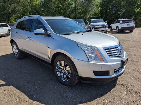 Used 2014 Cadillac SRX Luxury AWD/4WD image 2