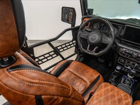 Used 2026 Jeep Gladiator Sport AWD/4WD image 23